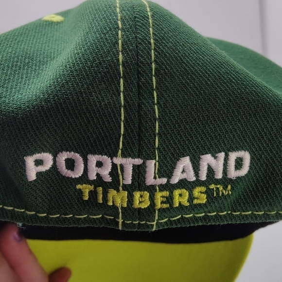 Portland Timbers MLS Hat Fitted Green and Yellow OS - Picture 3 of 11